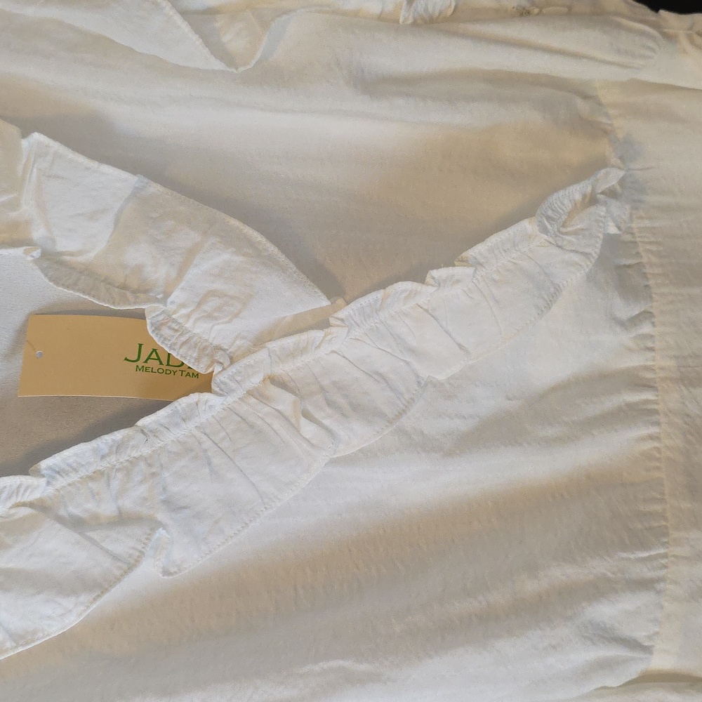 Stylish White Ruffle Dress - Picture 4 of 7